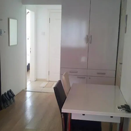 Fatih Apartment
